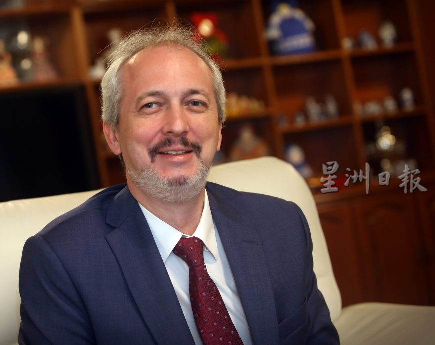 专访克浪斯/谈学习华语和对大马印象