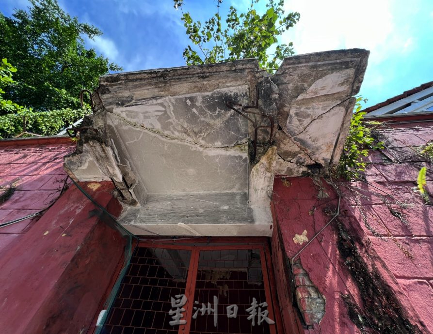 世遗核心区最“失落” 旧法庭建筑沦废墟