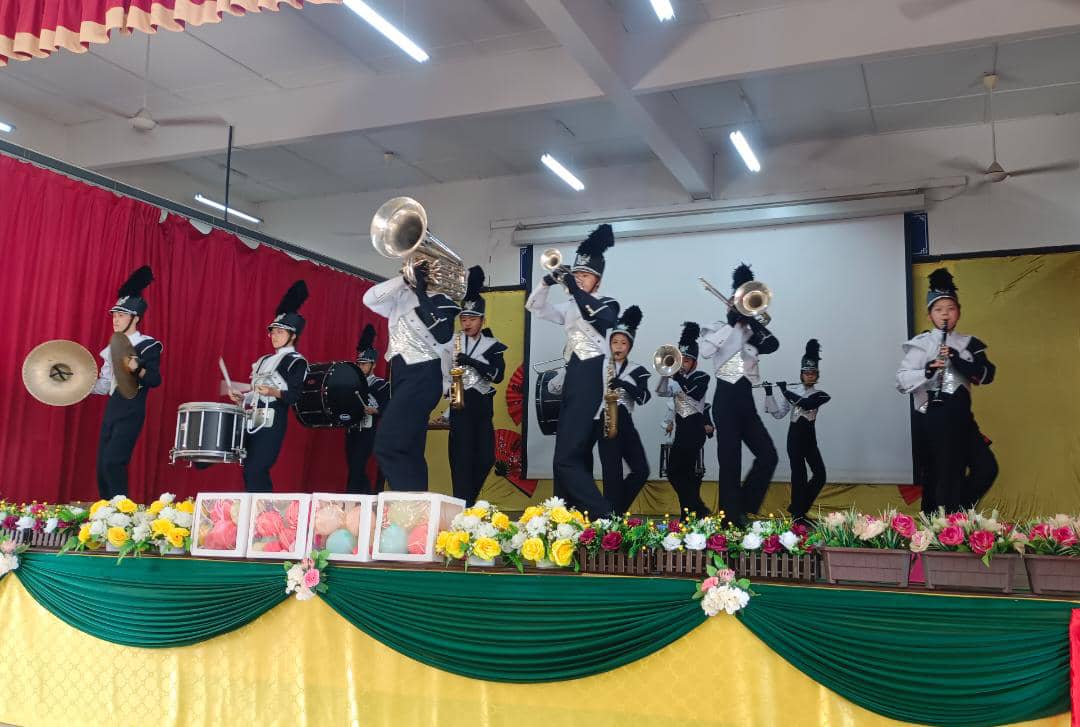 东封底:全彭中学中堂书法比赛