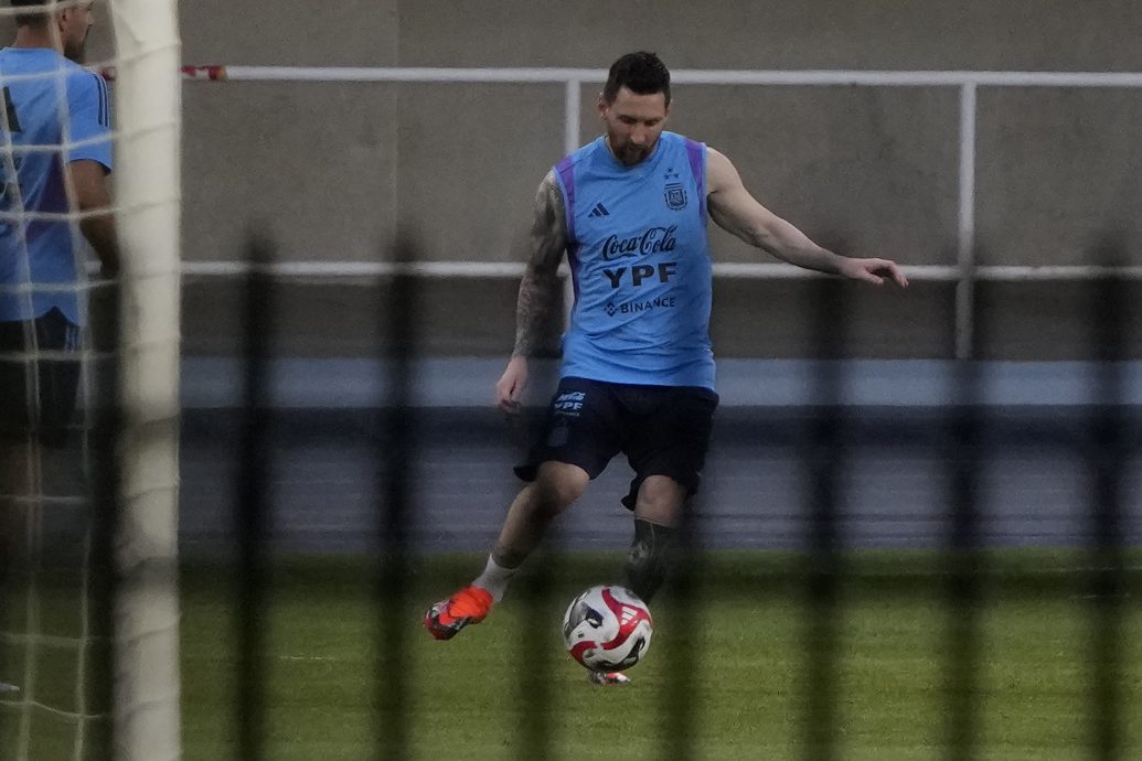 中媒问是否会踢2026年世界杯? 梅西:原则上不会