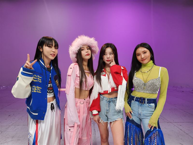 主动追大12岁企业家 MAMAMOO华莎遭曝谈5年地下情	