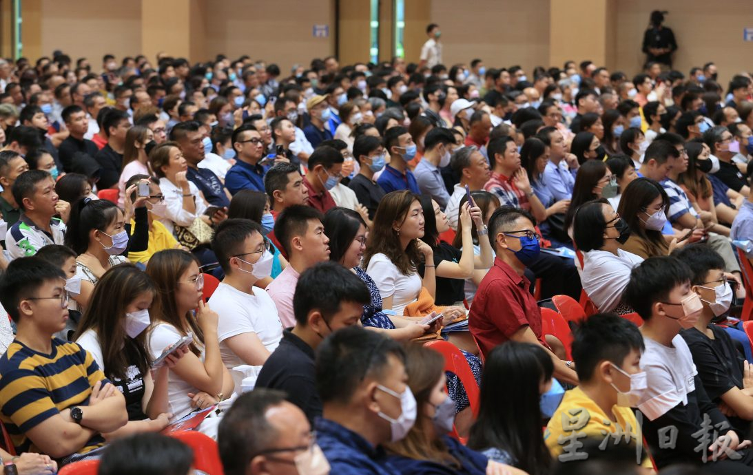 主文∕滨华百年校庆企业讲座逾千人出席