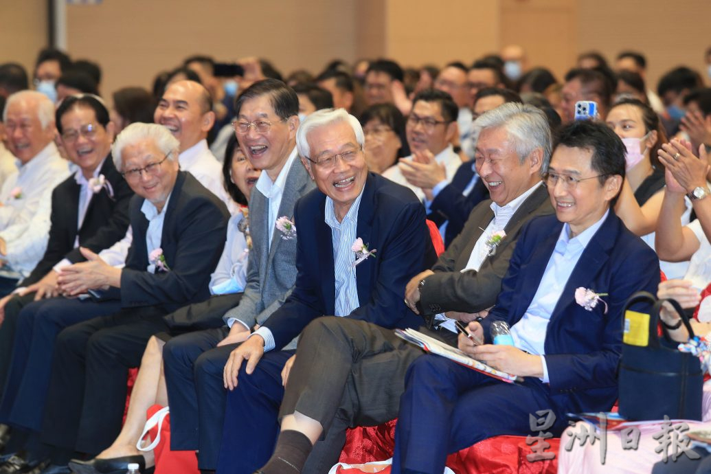 主文∕滨华百年校庆企业讲座逾千人出席