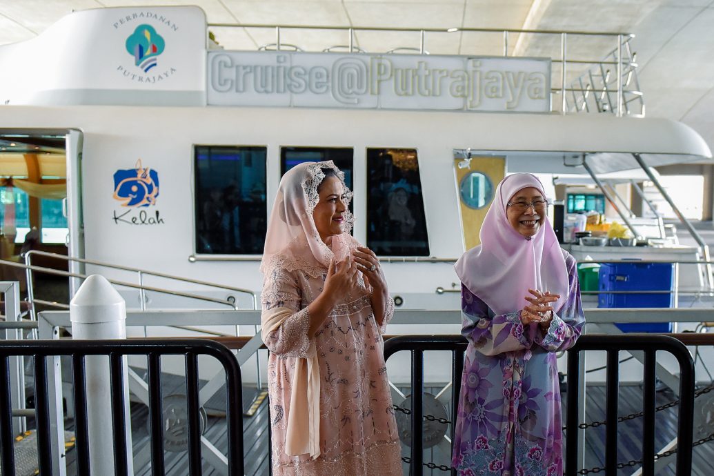 安华与印尼总统佐科威联合新闻发布会