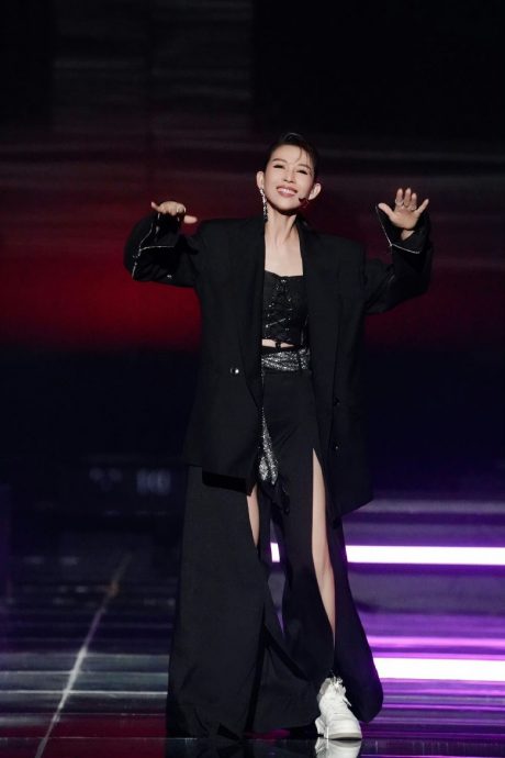 乘风2023︱蔡少芬港普成搞笑担当 “维也辣”叫贾静雯求饶