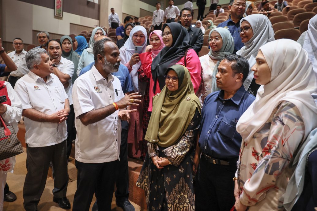 人力资源部部长西华古玛指出,随着工业革命4.0(IR 4.0)时代的到来,相关领域及就业市场的需求让技职教育毕业生未来有更大的发展机会。