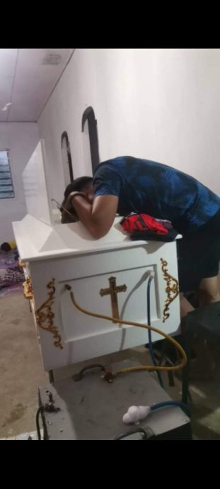 仅2天陪产假 妻子生产4天身亡 夫懊悔:我拼命工作换来一生悲痛