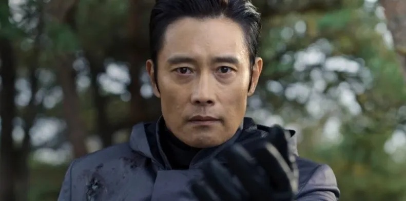 任时完加盟《鱿鱼游戏2》 网暴动拱演疯狂反派