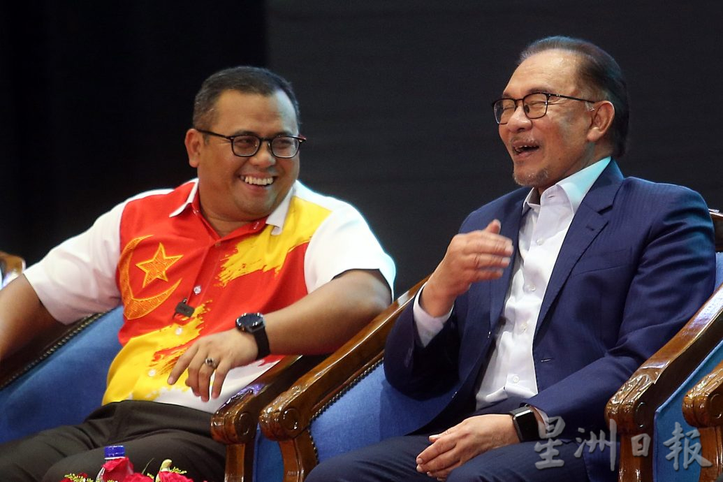 允改善福利调薪安华呼公务员一同救国