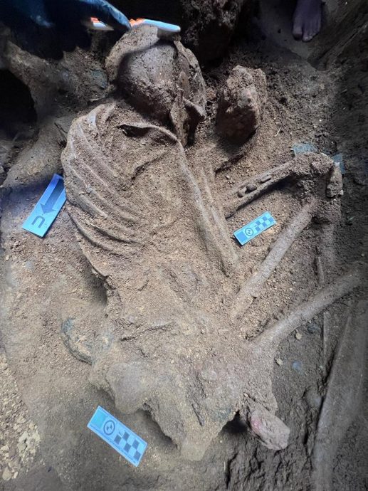 国大考古研究团队在话望生发现史前人类骨骸，惟能吉里水坝工程一旦完工及启用，该地区大部分具有考古价值的洞穴将被淹没。