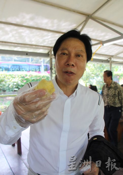 中国侨商联合会鼓励大马以榴梿鲜果方式出口中国