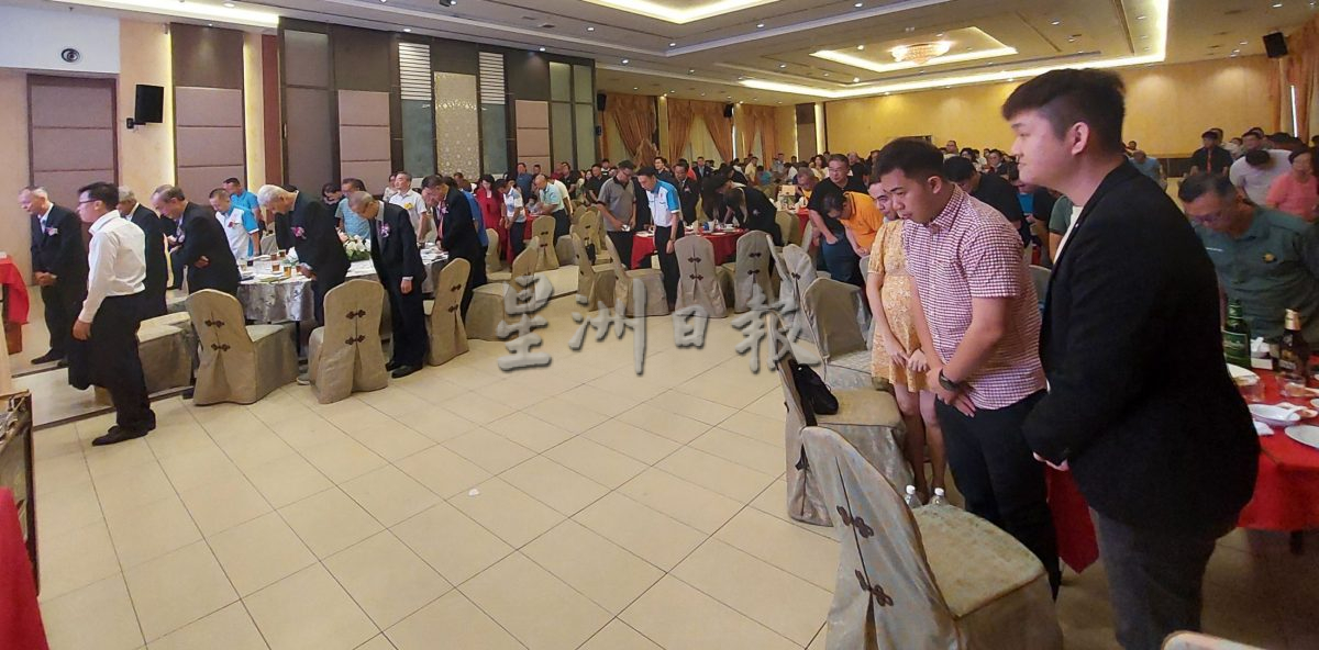 刘柏祥:确保供应价格合理 盼采措施稳中药市场