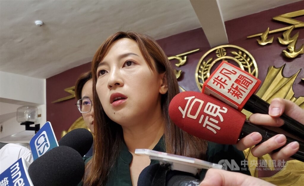 台湾#metoo风波 22天烧了谁?