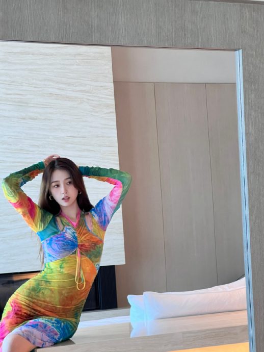 吴建豪爆热恋小17岁虞书欣 网揪铁证粉喊“鬼扯” 