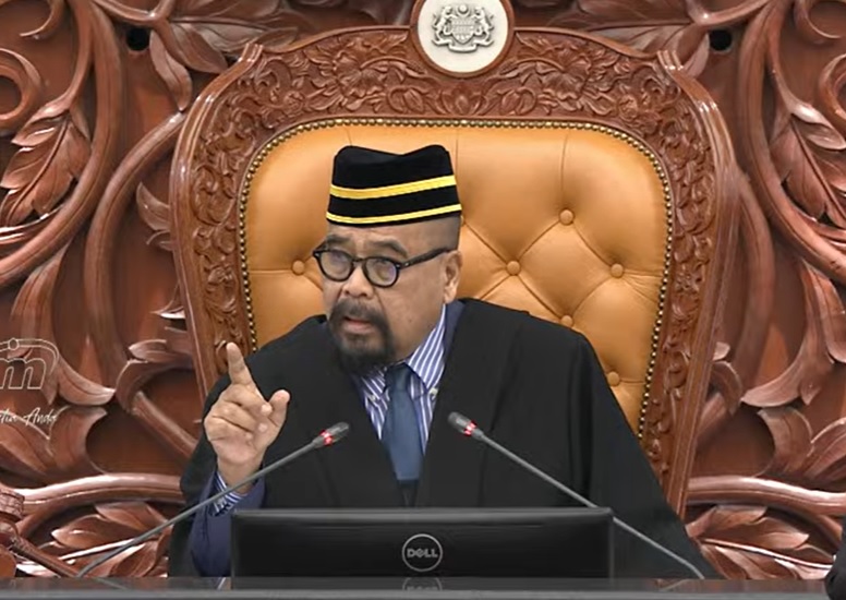 国会/乌鲁冷岳YB接获第一次警告.因多次打岔发言和干扰议会