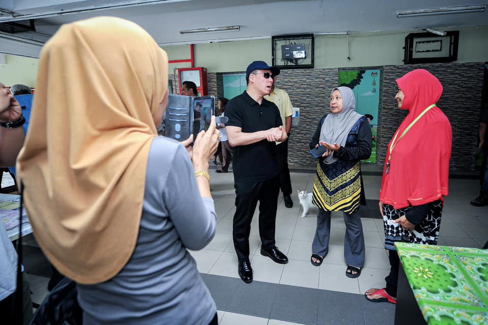 倪可敏巡视哥打白沙罗人民组屋