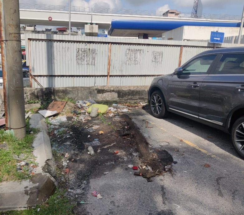 大都会备/刘贵城废车民生／7图