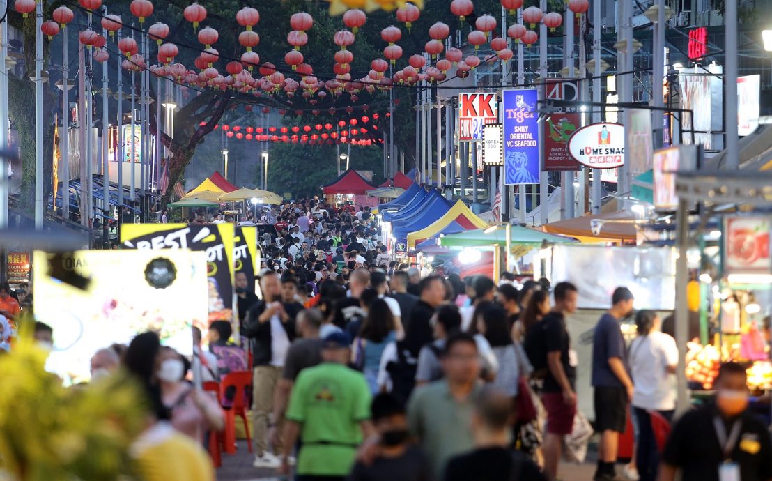 大都会/封面/武吉免登路及阿罗街长期封路/12图