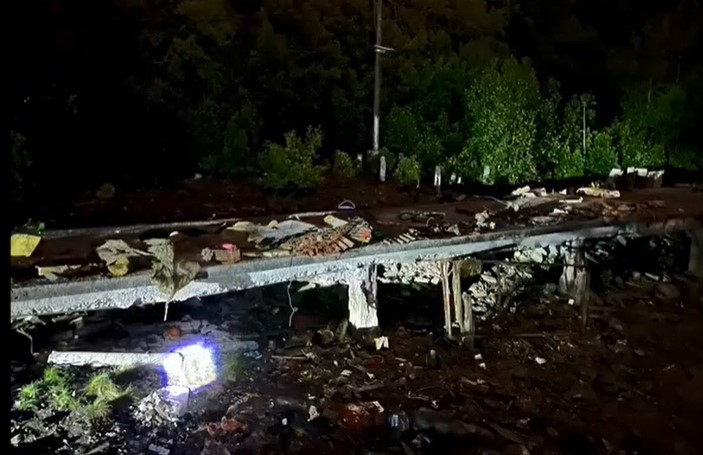 大都会/巴生市议会拉大队入岛 展开取缔行动/7图