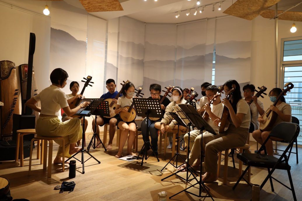 大都会/社区精彩主文-马来西亚阮咸乐团“畅游”音乐会