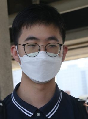 大都会/ME03头/搭公交或无需戴口罩,民众不赞同“脱罩”