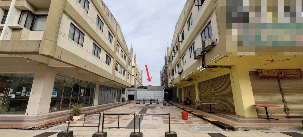 大都会/ME03头/步行道和五角基遭霸占 违法搭建成新建筑物