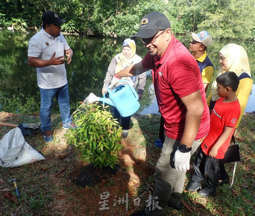 太平动物园全国首创推出大象粪便堆肥