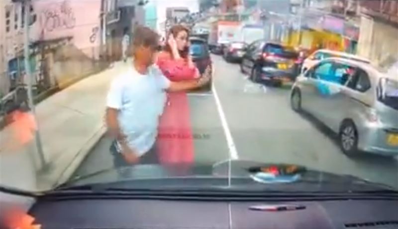 女星人肉霸占车位不走  视频疯传被骂爆急喊冤