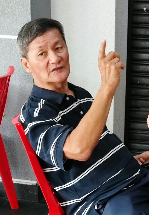 封面-大都会:走访移民局人潮/6图