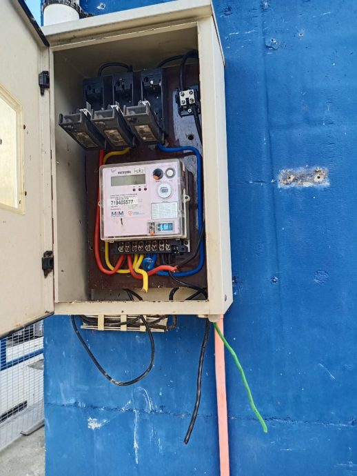 封面主文-大都会/班村巴板路水闸电缆被偷致失灵一天/7图