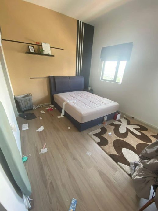 屋主:美女租客竟是肮脏鬼·“地上满是垃圾和用过的卫生棉”