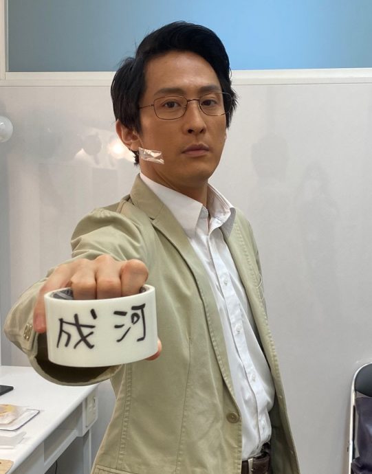 广末凉子家长日露面全程笑脸 再爆曾偷情已婚韩星成河