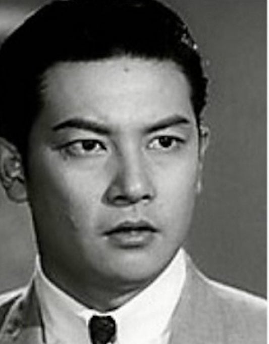 张英才晚年老人院生活 与车婉婉盛传是父女关系