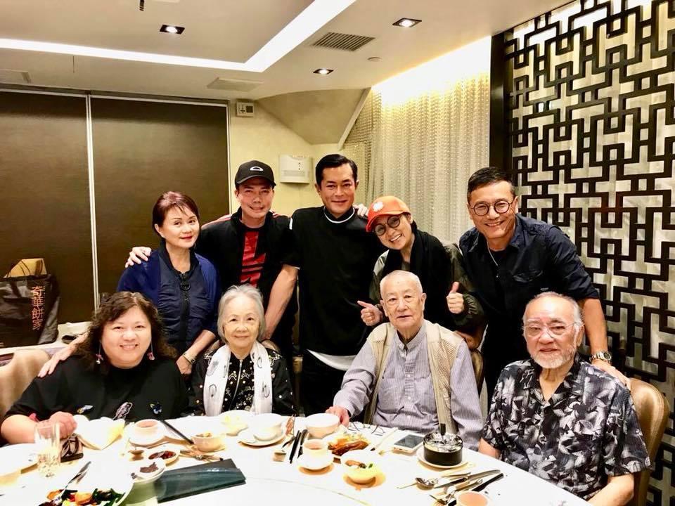 张英才晚年老人院生活 与车婉婉盛传是父女关系