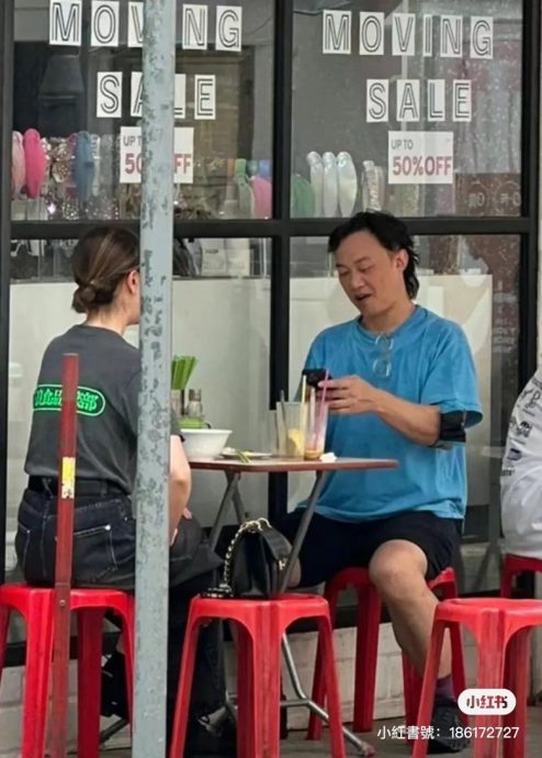 徐濠萦宣示主权  罕晒陈奕迅同框放闪粉暴动