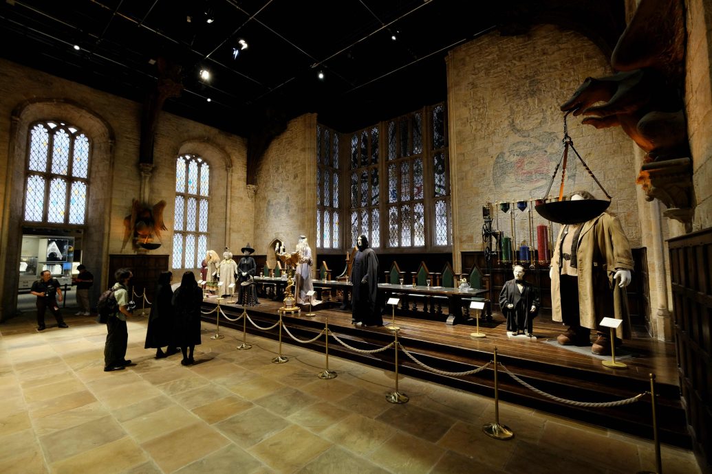 拼盘 走进魔法世界 东京哈利波特主题公园开门迎客