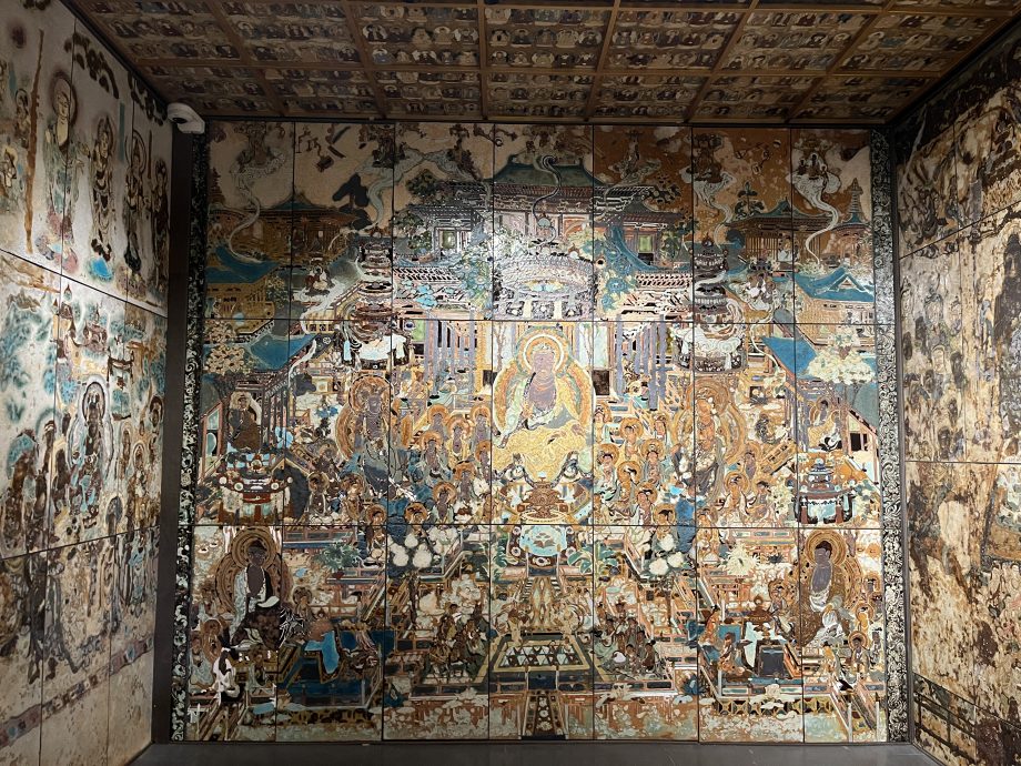 拼盘 每日一展/瓷画邂逅敦煌壁画 江西“博物馆奇妙夜”演绎“釉见敦煌”