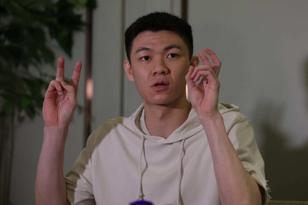 教练问题已解决 李梓嘉如今寻陪练