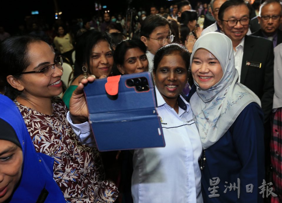 教长对华淡小生马来文水平乐观，赞华淡小生掌握马来文程度越来越好