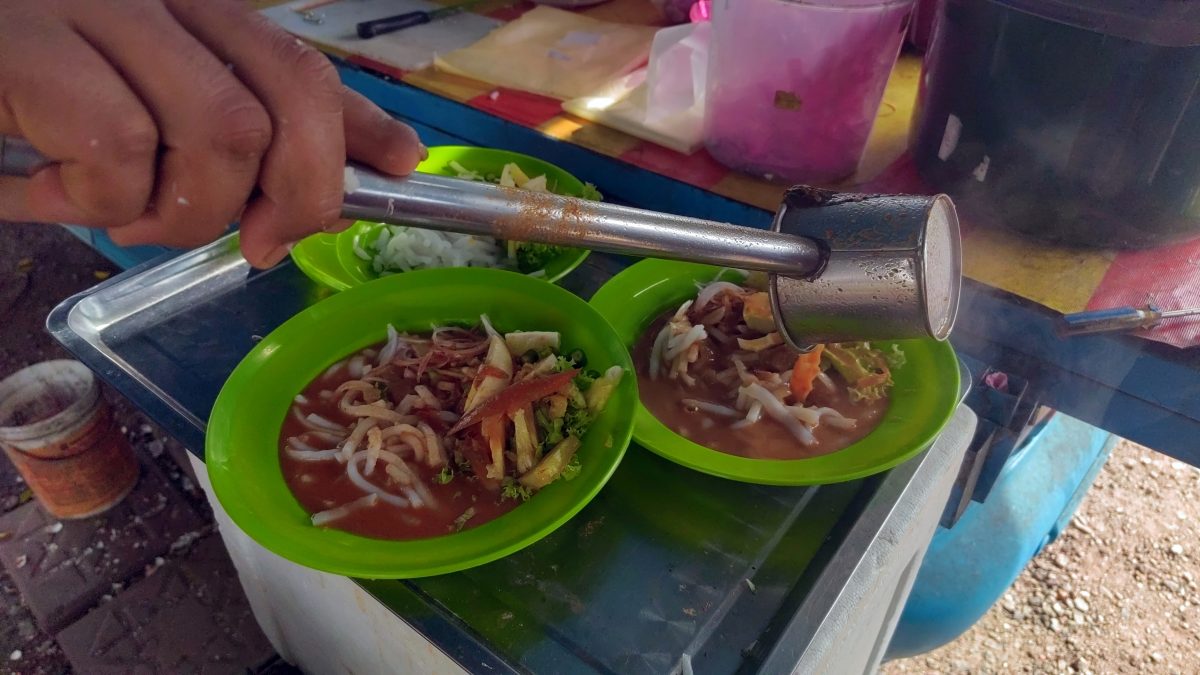 曾经是问题少年,卖2令吉50仙叻沙火红!