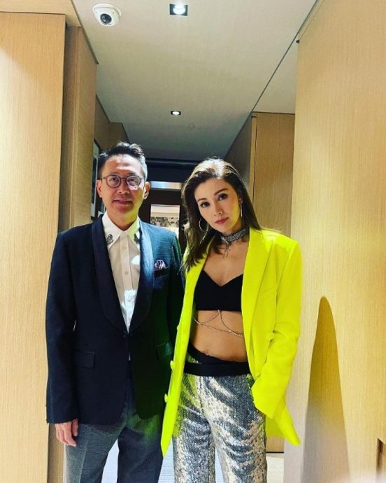 李嘉欣裙摆让人尴尬 网民:熨了再穿吧