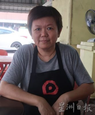 柔︰ 小贩顾客盼了22年 美食中心终获批建公厕