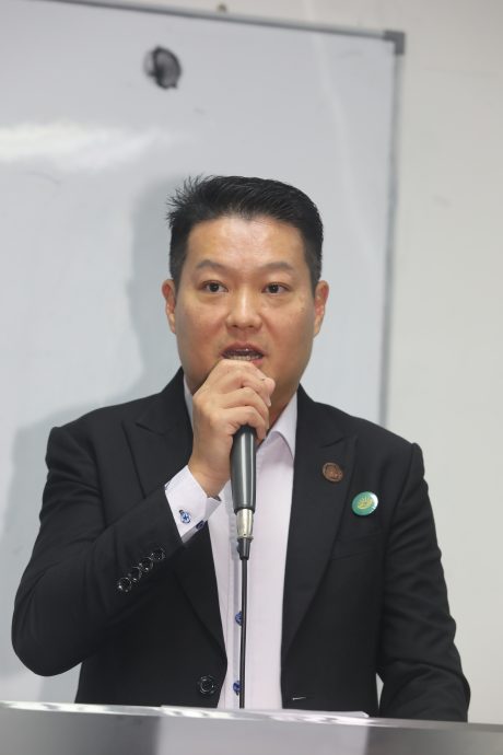 柔: 南院学生推介杂志书 记录实里达人生活纪实