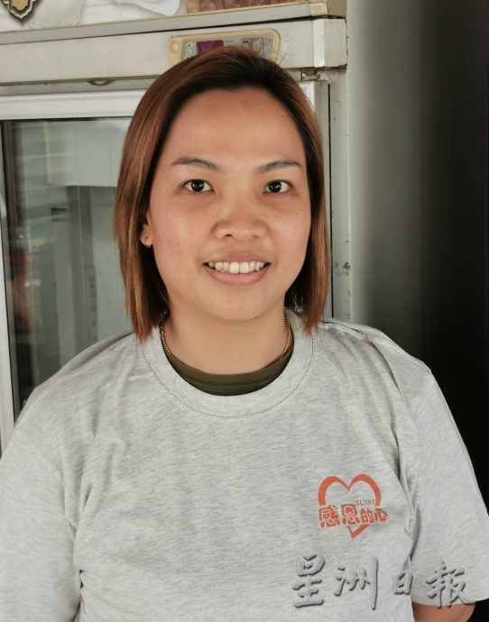 柔:【善心美事】:善心人月捐资助 长期提供爱心餐 峇和睦之家成老人乐园