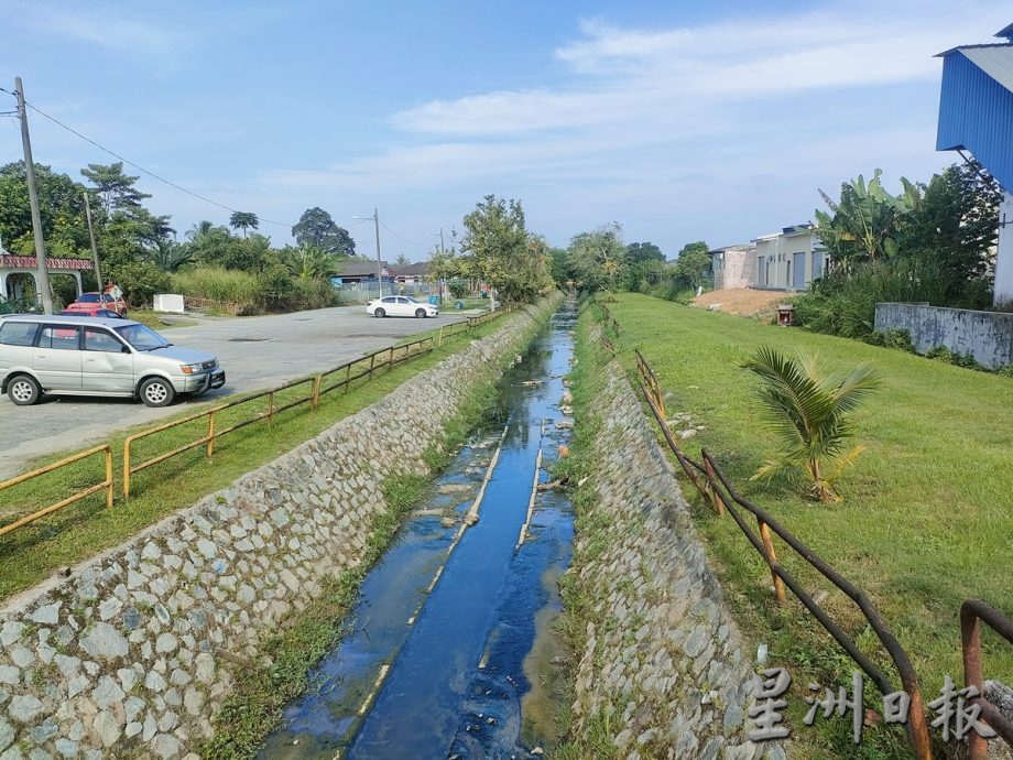 柔:【特稿】:沙威巴刹前 欲增打卡点 盼赢地政部50万拨款