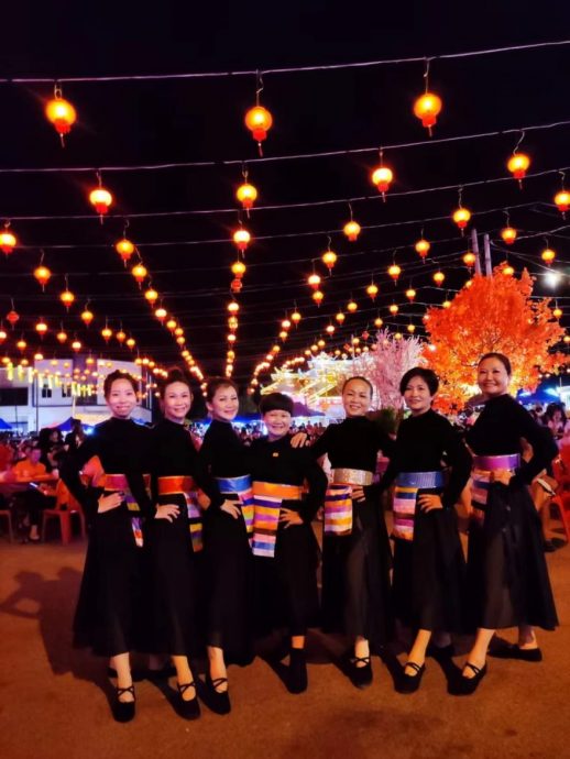 柔:封底:时尚记事簿(24/6见报):昔加末吹起古典民族舞风潮