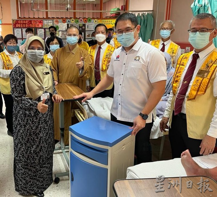 柔:新闻: 2政府医院7月迎210护士 林添顺:减轻新山医护负担