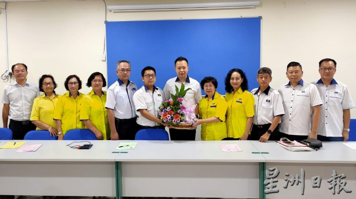 柔：李俊滽：炒作“没为华社争取利益”  “火箭诬蔑马华捞选票”