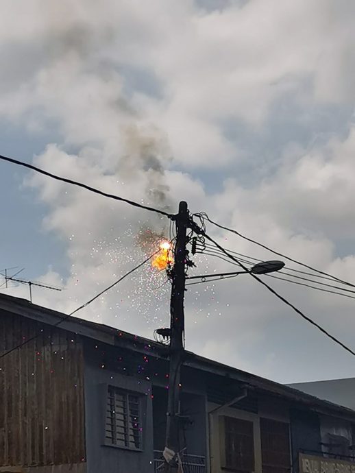 柔：沙威老街电缆著火，幸无人伤亡