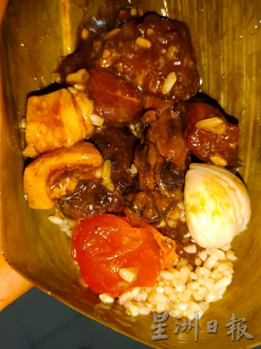 柔：食客指路（6月13日刊）：加亨古早味粽子   馅多料足好味道
